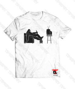 Bigfoot TV Beer Vibes Retro Viral Fashion T Shirt