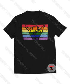 Peace and Love Viral Fashion T Shirt